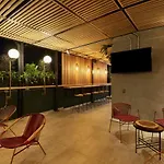14 Urban Hotel